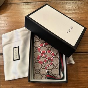 NWT GG Gucci Supreme Kingsnake Lanyard Wallet